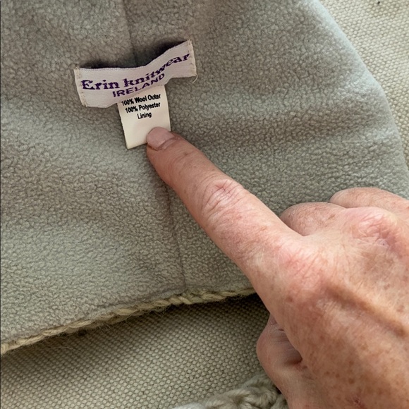 Irish Cozy Knit Beanie with Flower Accent - off white - Picture 2 of 3